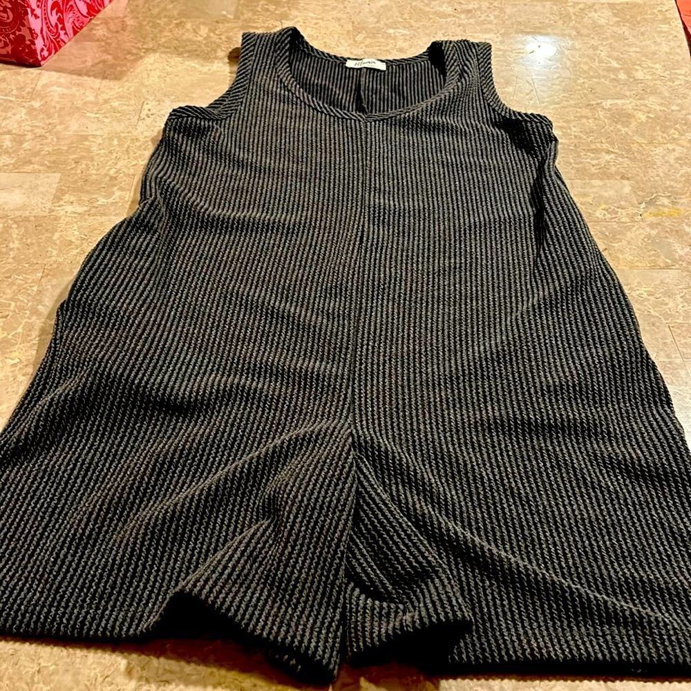 BNWOT blumin size small romper